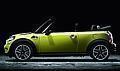 Einige der neuen TV Spots zum MINI Cabrio bringen die kommunikative Aussage in nur elf Sekunden auf den Punkt: das neue MINI Cabrio. Immer offen. 